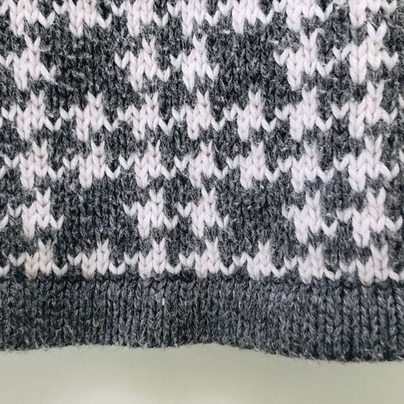 cc bates Knitted Girl's Dress, Grey and White Houndstooth 18M - Picture 6 of 6